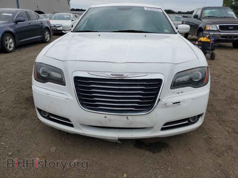 2014 Chrysler 300 (VIN 2C3CCABGXEH119444) — photo 5 of 12