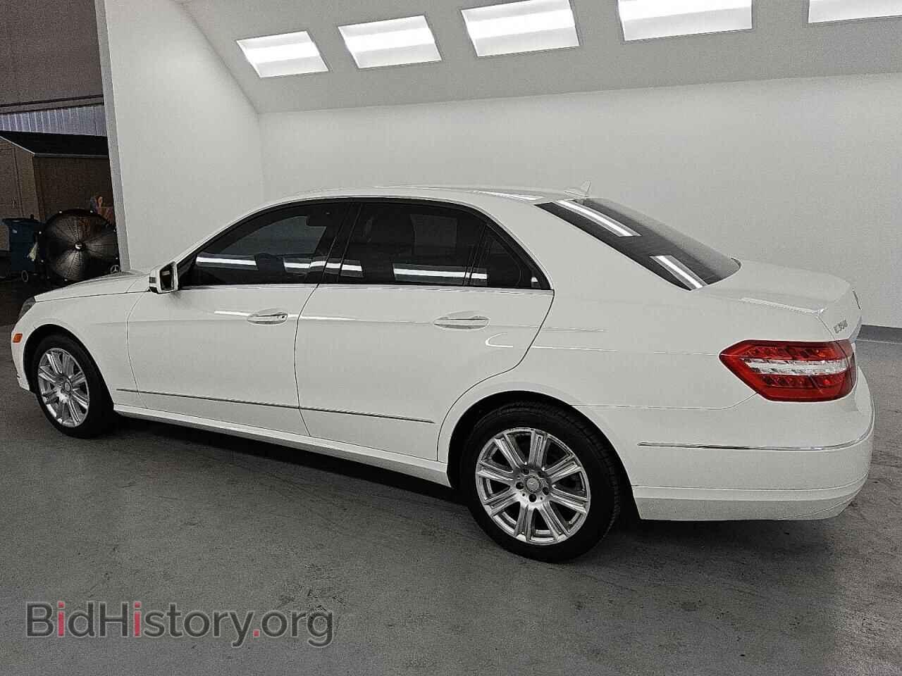 2013 MERCEDES-BENZ E-CLASS - VIN: WDDHF5KB1DA734004 - Фото 2