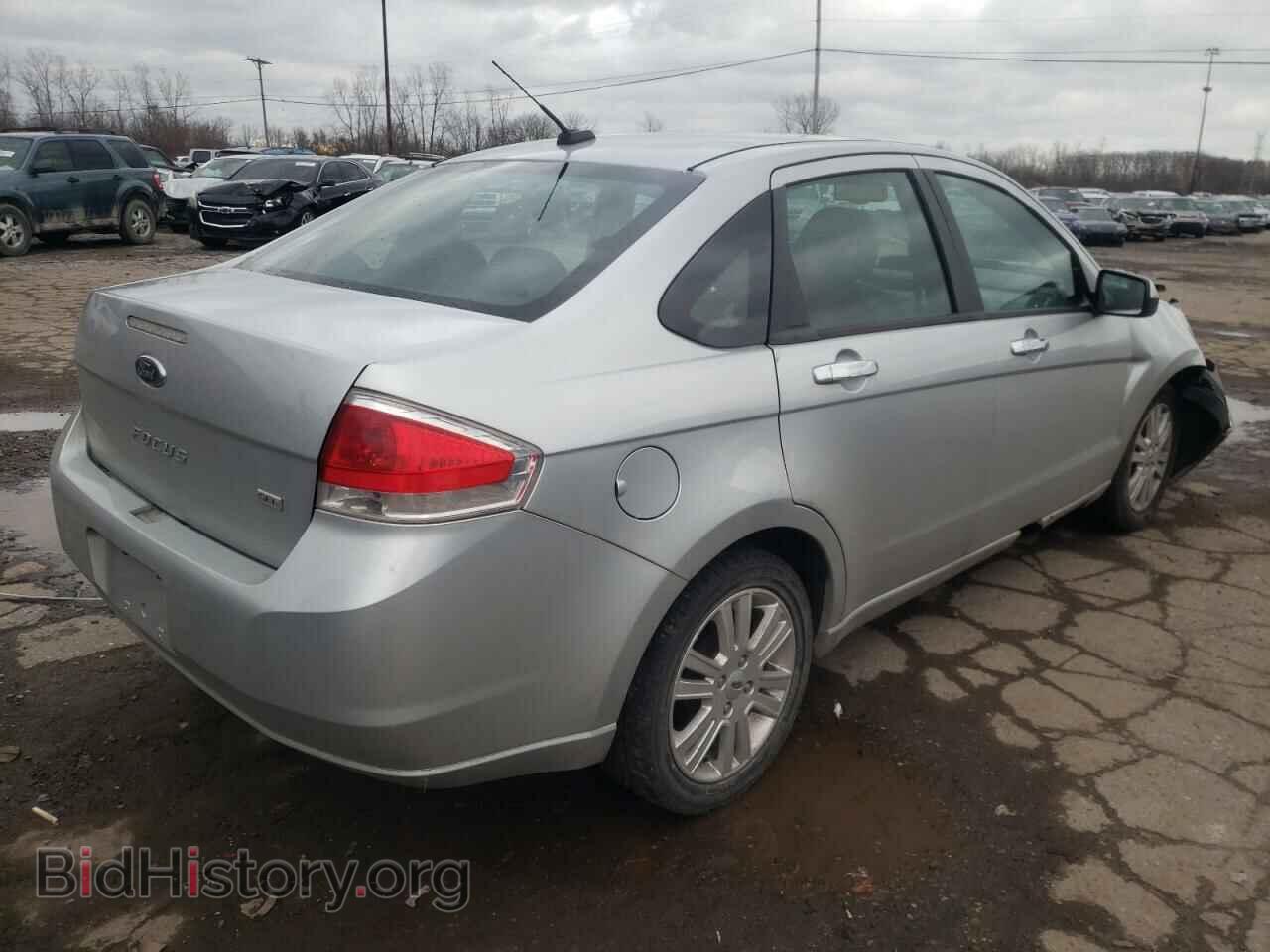 2010 FORD FOCUS - VIN: 1FAHP3HNXAW106931 - Фото 4