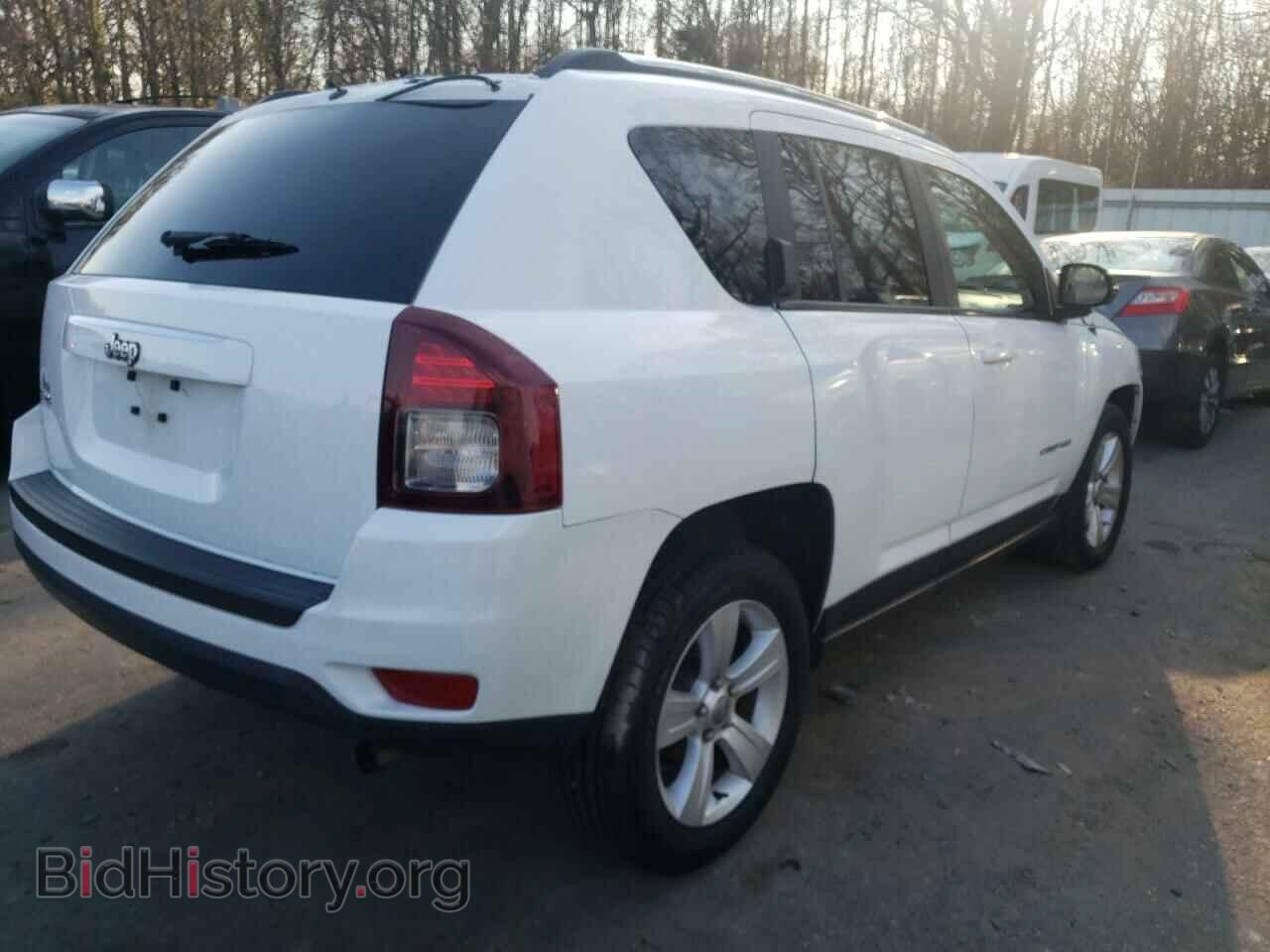 2014 JEEP COMPASS - VIN: 1C4NJDBB3ED751943 - Photo 3