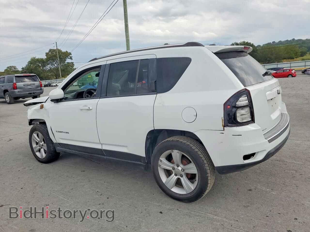 2015 JEEP COMPASS - VIN: 1C4NJCEA0FD122171 - Photo 2