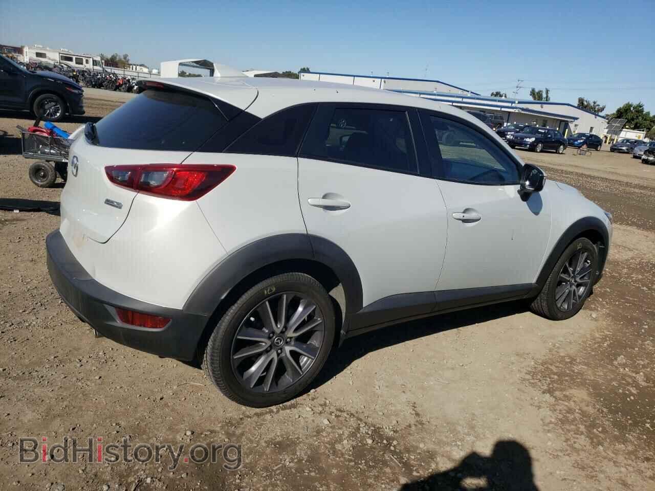 2018 MAZDA CX-3 - VIN: JM1DKDC73J0321530 - Фото 3