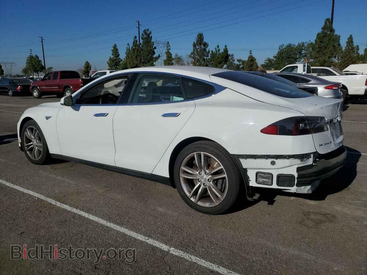 2013 TESLA MODEL S - VIN: 5YJSA1CN1DFP09806 - Фото 2