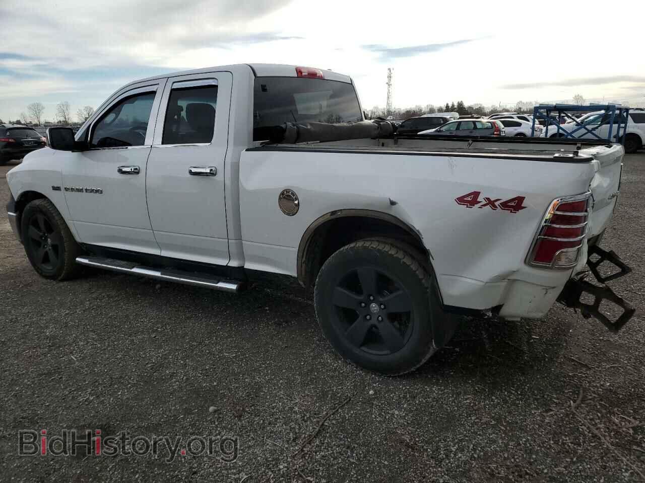 2011 DODGE RAM 1500 - VIN: 1D7RV1GT8BS619053 - Фото 2