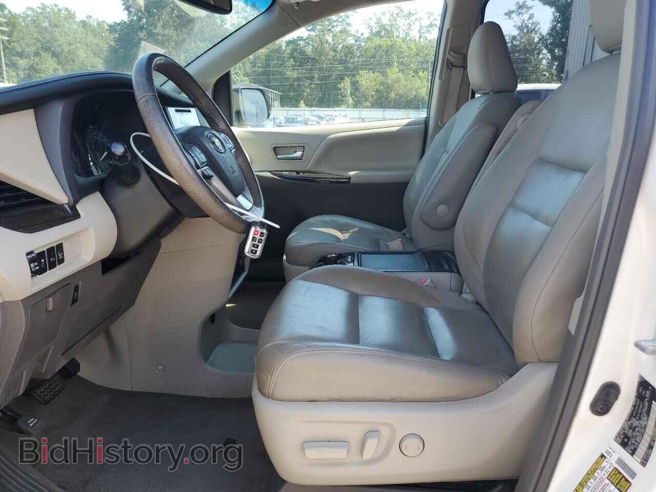 2017 TOYOTA All Models - VIN: 5TDYZ3DC8HS772463 - Фото 7