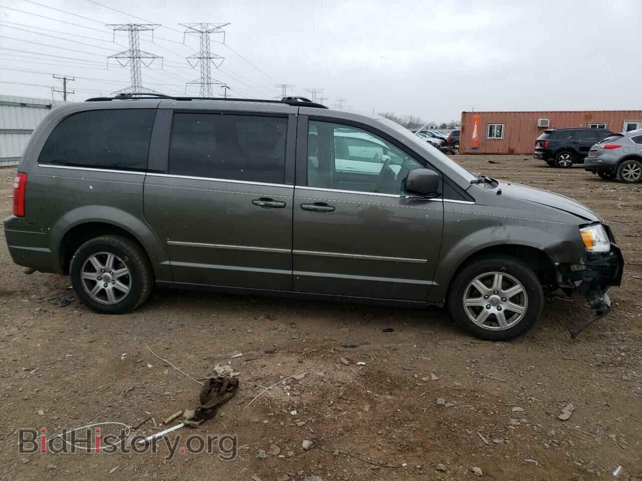 2010 CHRYSLER MINIVAN - VIN: 2A4RR5D10AR228868 - Фото 4