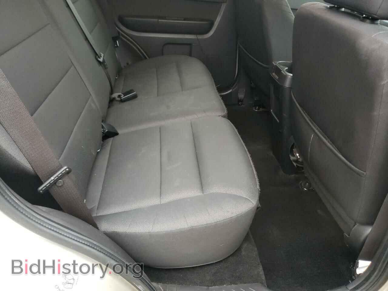 2011 FORD ESCAPE - VIN: 1FMCU0DG4BKC04411 - Фото 6