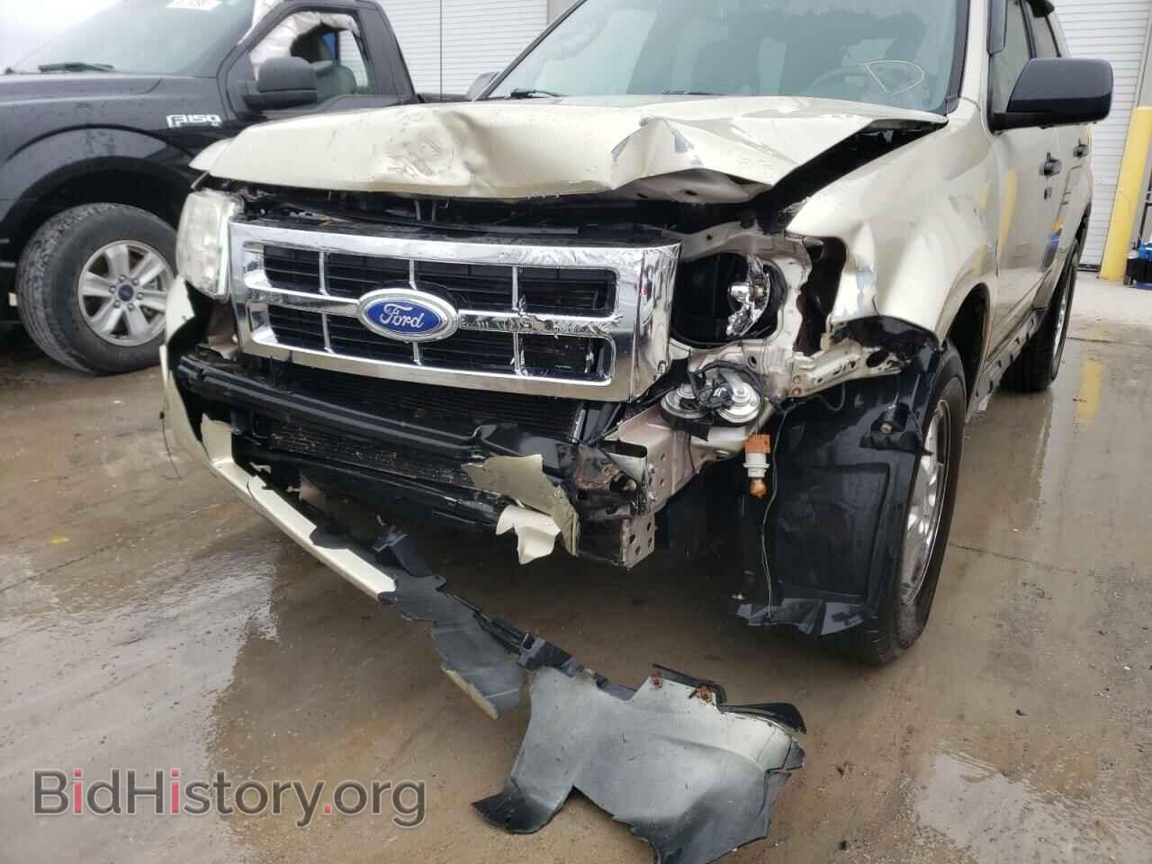 2011 FORD ESCAPE - VIN: 1FMCU0DG4BKC04411 - Фото 9