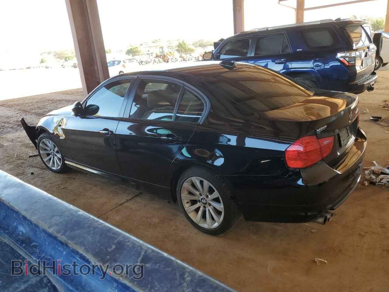 2011 BMW 3 SERIES - VIN: WBAPH7C55BA800827 - Фото 2