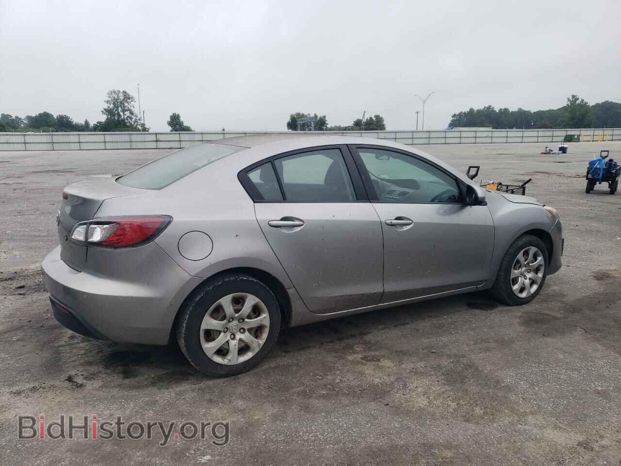 2011 MAZDA 3 - VIN: JM1BL1UF0B1422173 - Фото 3