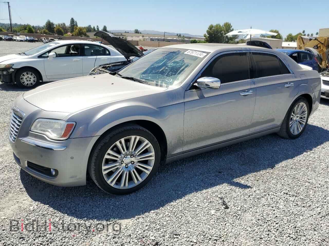 Photo 2C3CA6CT4BH531398 - CHRYSLER 300 2011