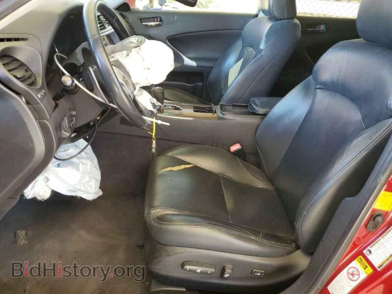 2011 Lexus IS (VIN JTHBF5C27B5153724) — фото 7 из 12