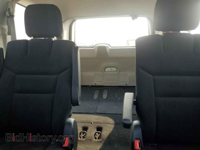 2019 Dodge CARAVAN (VIN 2C4RDGBGXKR809075) — photo 10 of 13