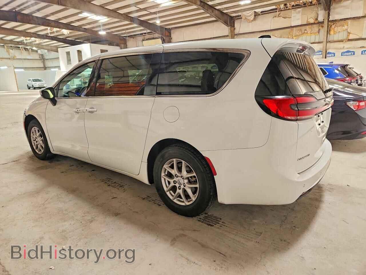 2023 CHRYSLER PACIFICA - VIN: 2C4RC1BG0PR616294 - Photo 2