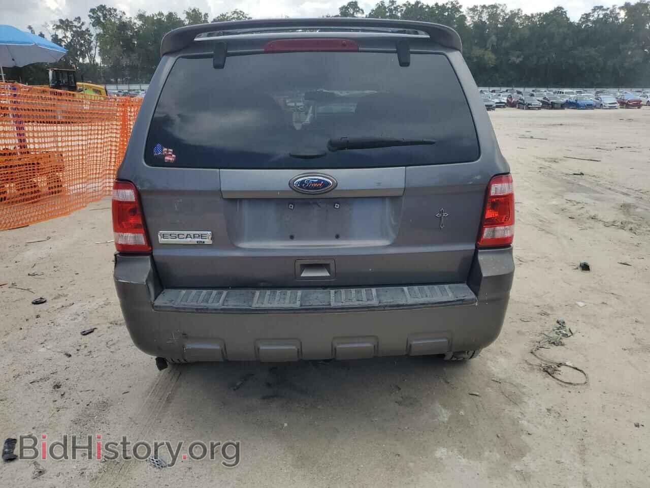 2011 FORD ESCAPE - VIN: 1FMCU0D73BKB19320 - Фото 6