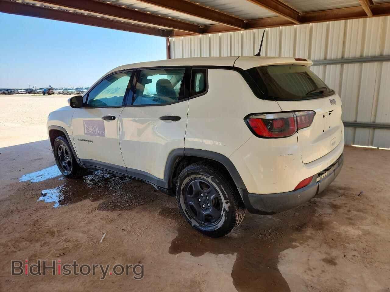 2017 JEEP COMPASS - VIN: 3C4NJCAB7HT661026 - Photo 2