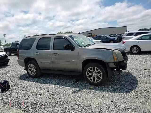 2007 GMC YUKON - VIN: 1GKFC13087J332425 - Photo 14