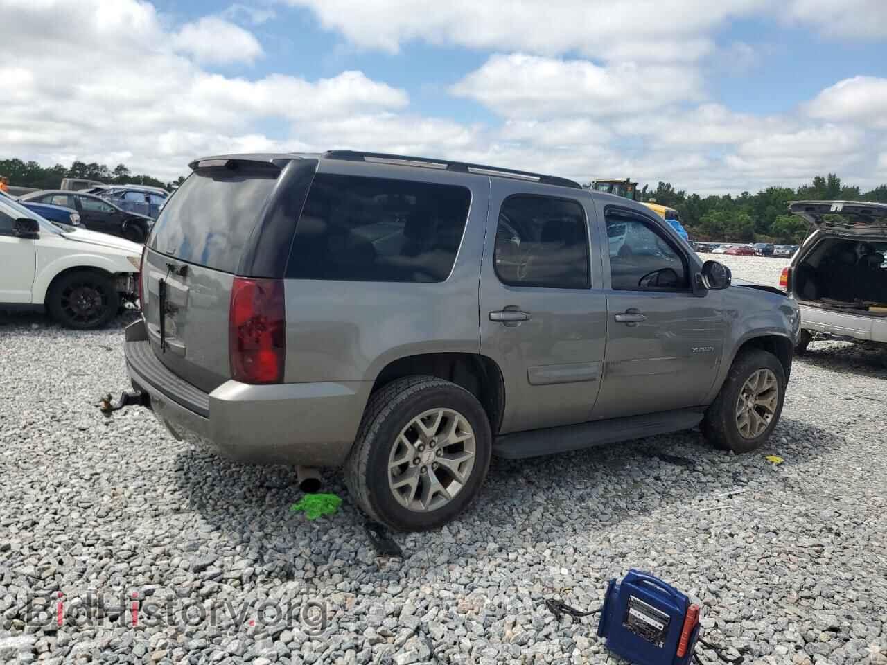 2007 GMC YUKON - VIN: 1GKFC13087J332425 - Photo 3