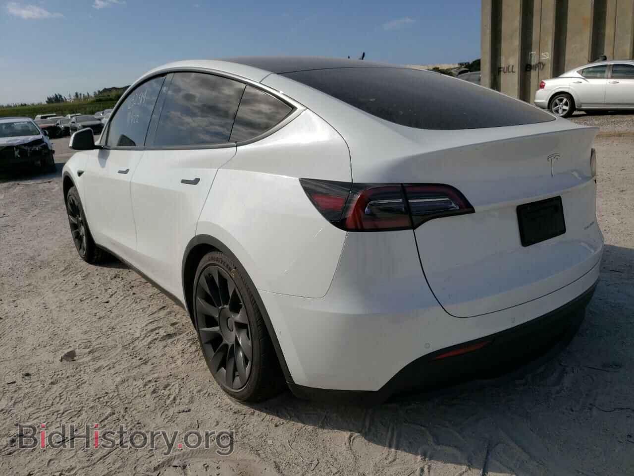 2021 TESLA MODEL Y - VIN: 5YJYGAEE4MF295295 - Photo 2