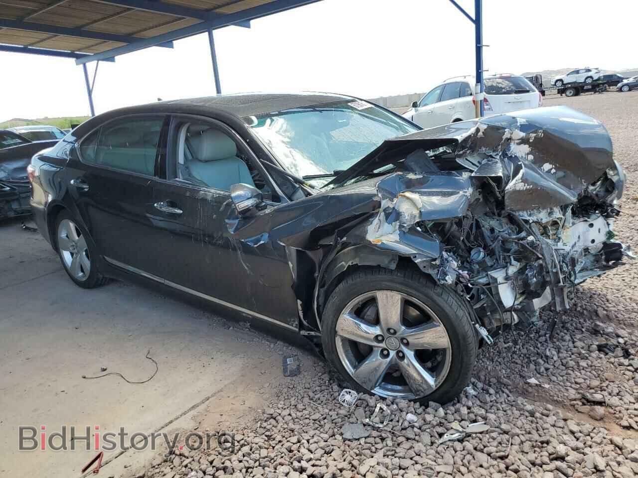 2011 LEXUS LS460 - VIN: JTHGL5EF7B5042072 - Photo 4