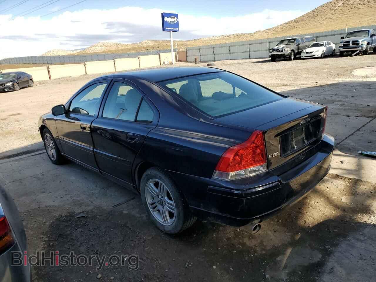 2007 VOLVO S60 - VIN: YV1RS592472635363 - Фото 2
