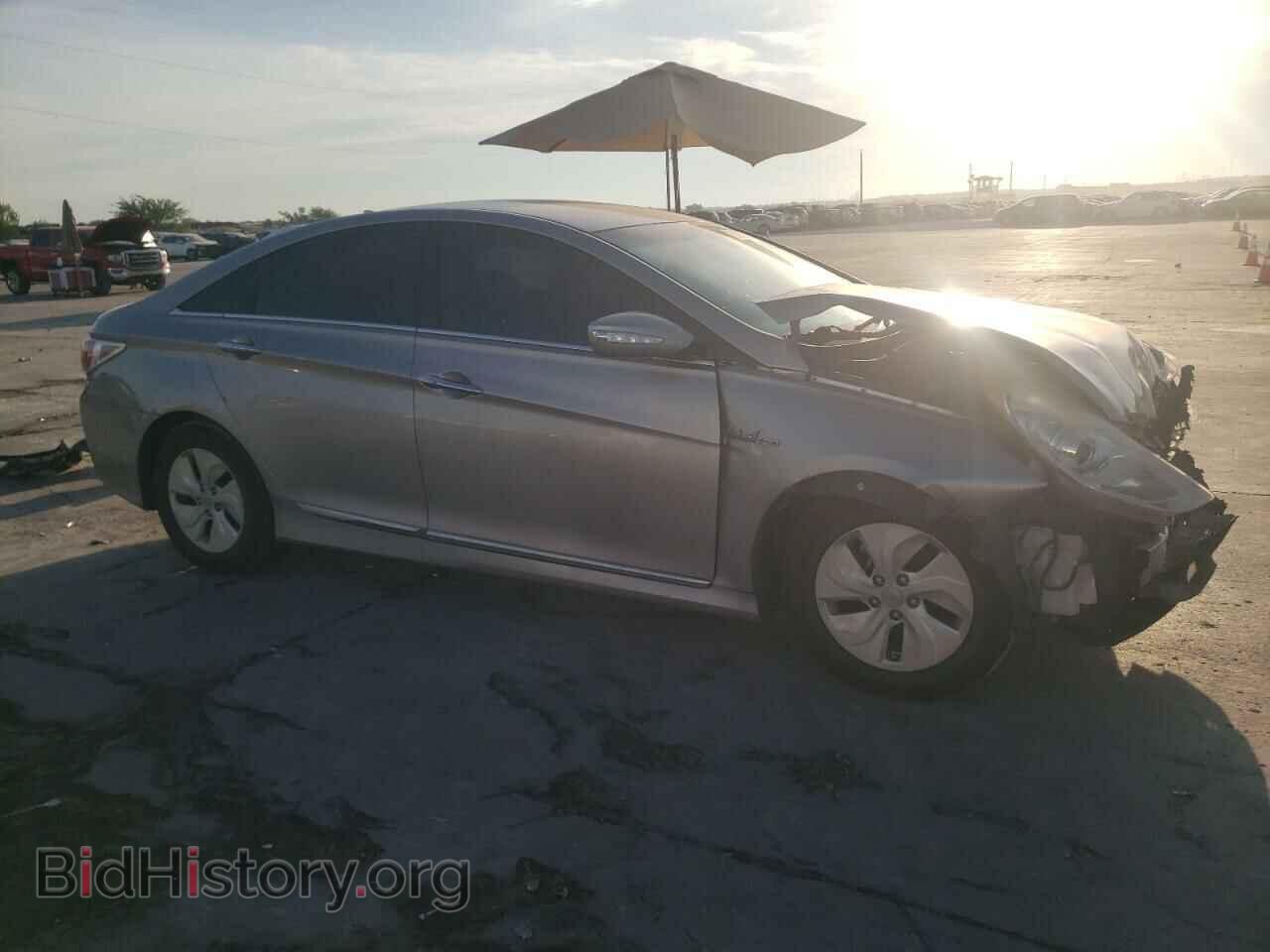 2013 HYUNDAI SONATA - VIN: KMHEC4A41DA075890 - Фото 4