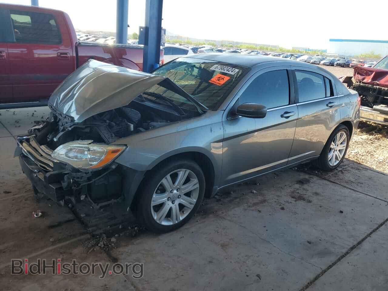 Фотография 1C3CCBBB0DN695351 - CHRYSLER 200 2013