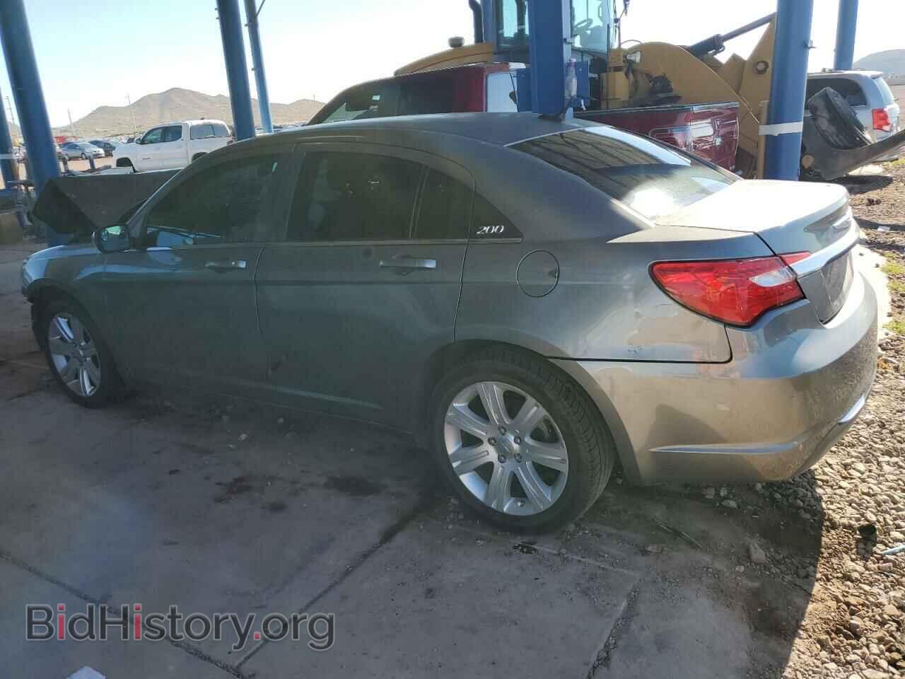 2013 CHRYSLER 200 - VIN: 1C3CCBBB0DN695351 - Photo 2