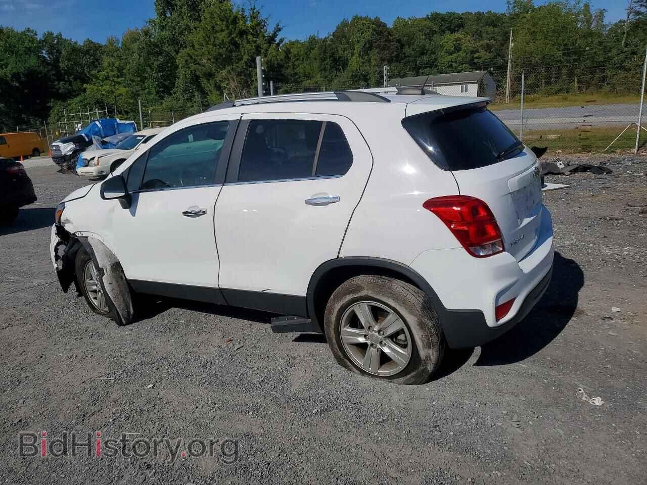 2020 CHEVROLET TRAX - VIN: 3GNCJPSB2LL332828 - Photo 2