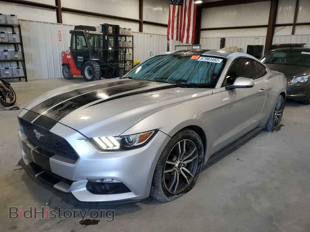 Photo 1FA6P8TH8G5235383 - FORD MUSTANG 2016