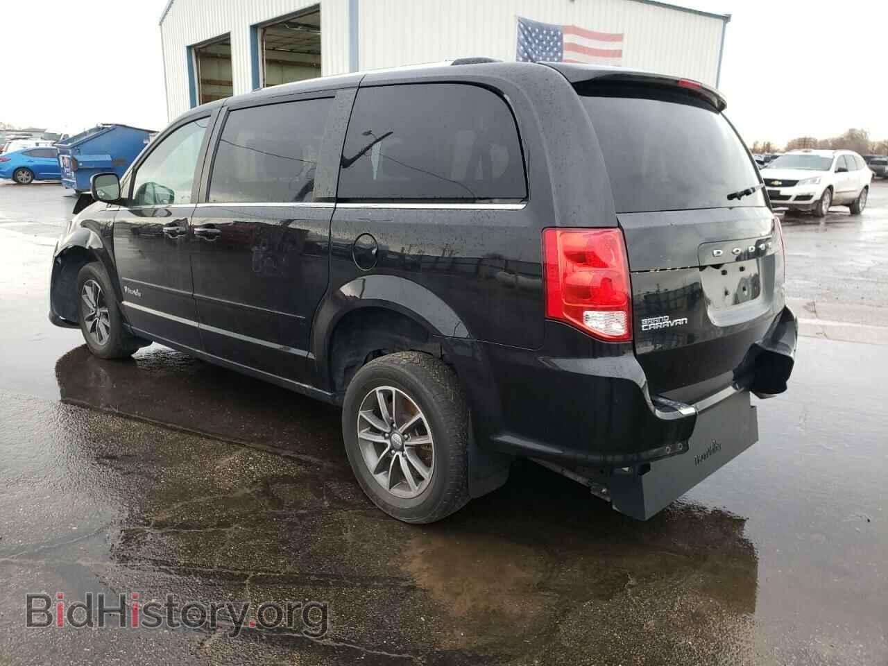 2017 DODGE CARAVAN - VIN: 2C4RDGCG5HR856411 - Photo 2