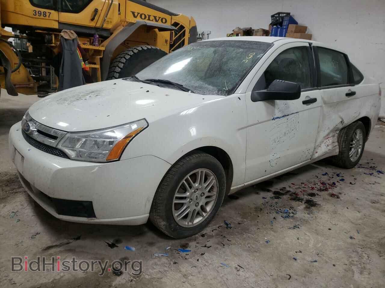 2011 FORD FOCUS - VIN: 1FAHP3FN0BW145807 - Фото 2