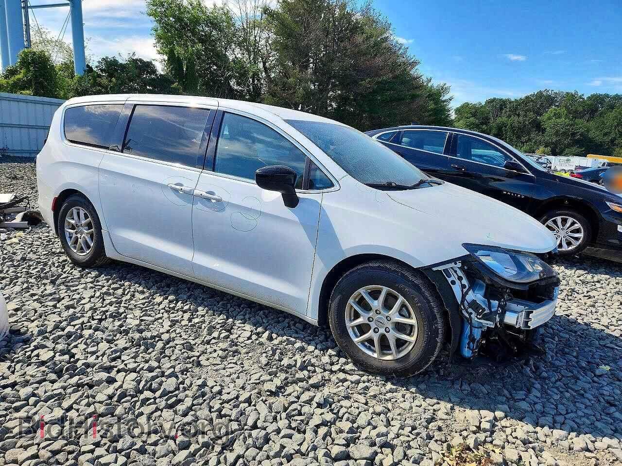 2024 CHRYSLER MINIVAN - VIN: 2C4RC1CG0RR113317 - Photo 4