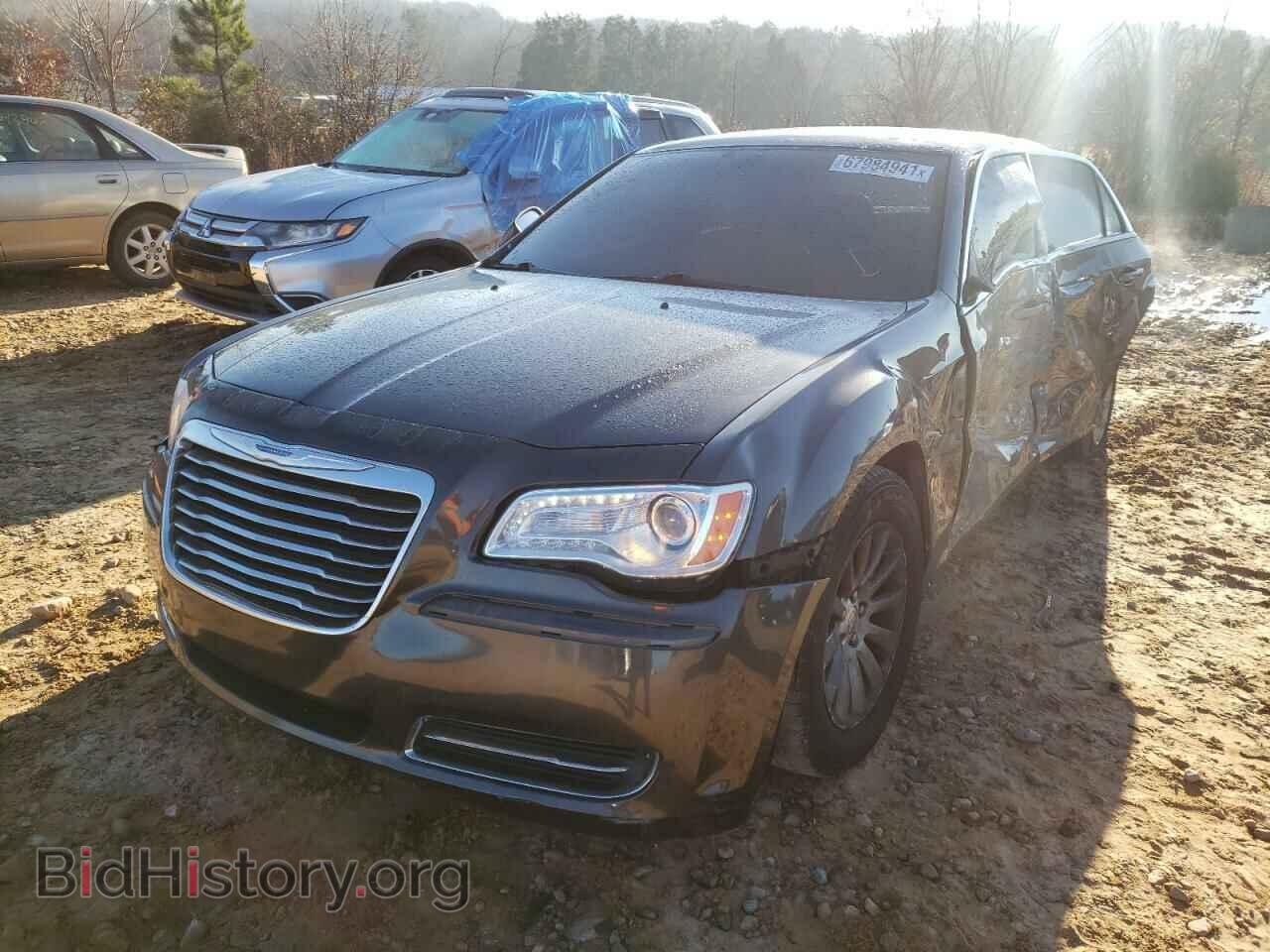 2013 CHRYSLER 300 - VIN: 2C3CCAAG3DH633782 - Фото 2