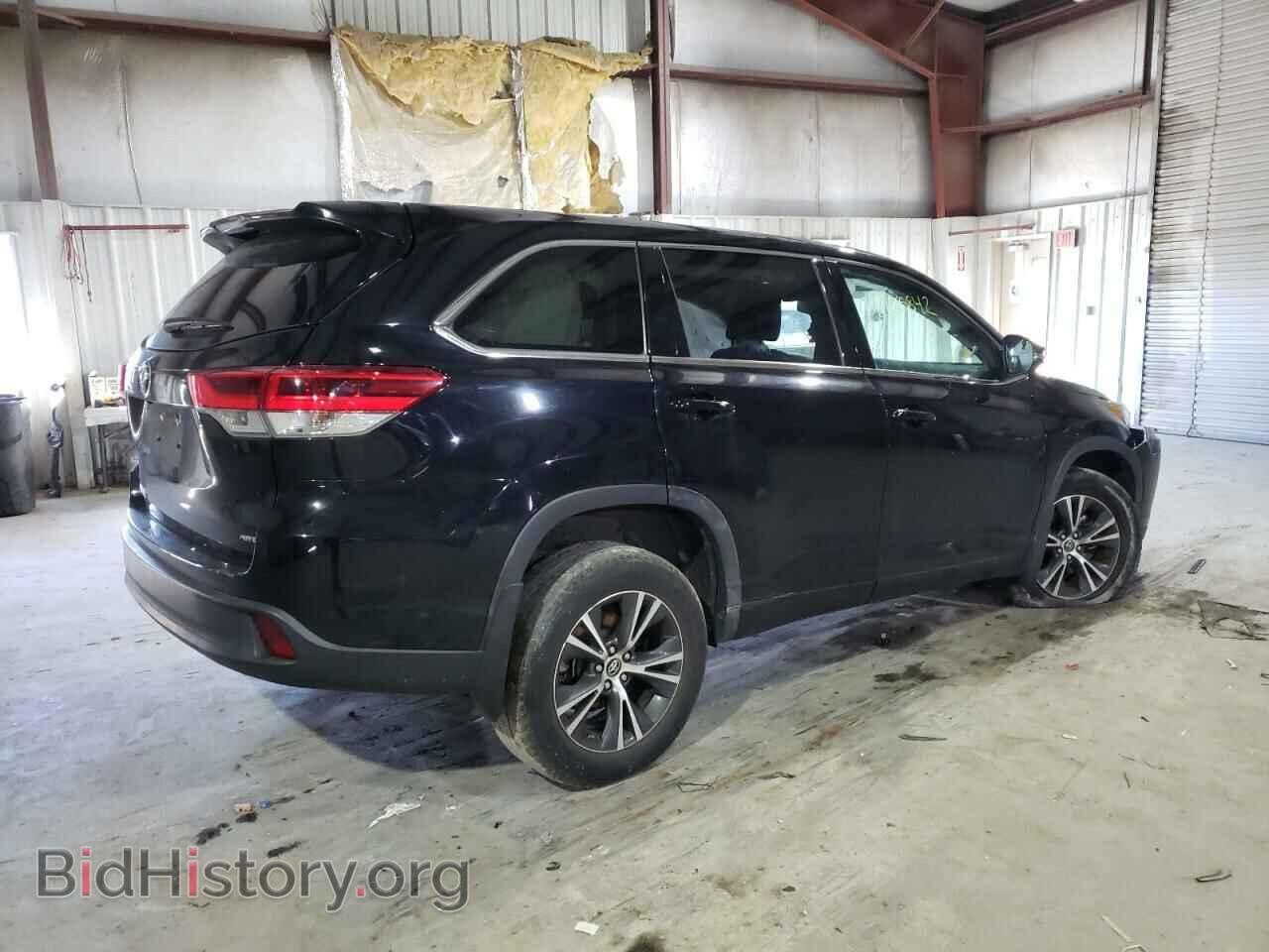 2018 TOYOTA HIGHLANDER - VIN: 5TDBZRFH3JS893554 - Фото 3