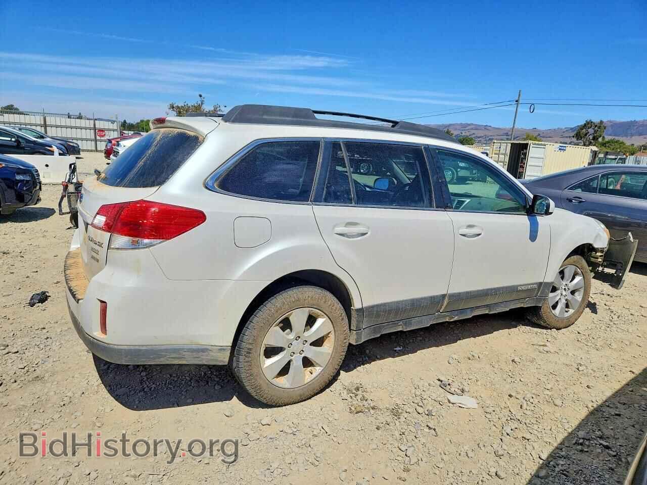 2011 SUBARU OUTBACK - VIN: 4S4BRBCC6B3419662 - Фото 3