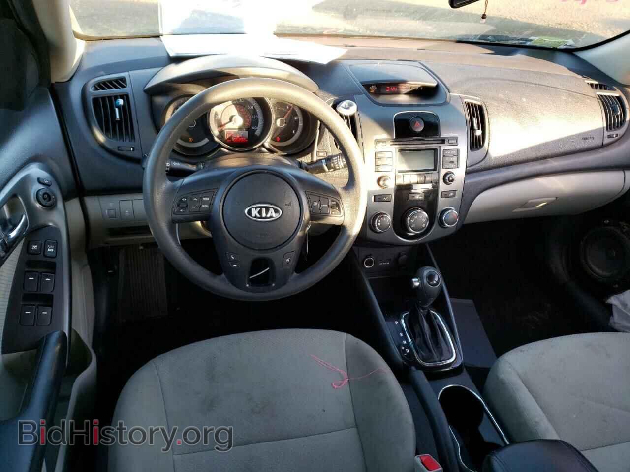 2013 KIA FORTE - VIN: KNAFU4A29D5692318 - Фото 8
