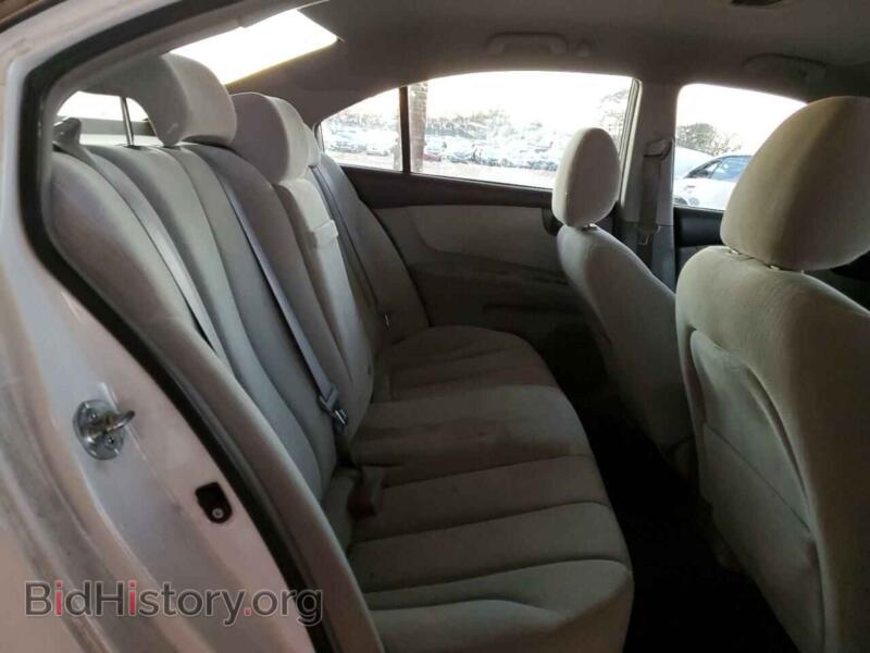 2008 Kia OPTIMA (VIN KNAGE123585218377) — фото 10 из 12