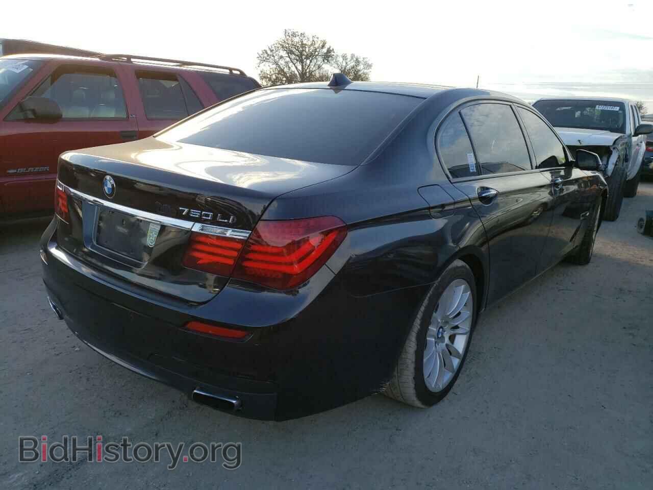 2013 BMW 7 SERIES - VIN: WBAYE8C5XDD132107 - Фото 3