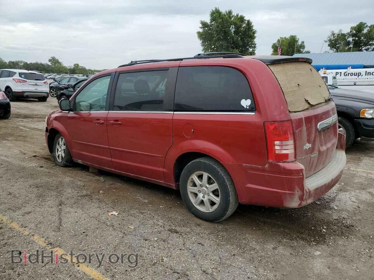 2008 CHRYSLER MINIVAN - VIN: 2A8HR54PX8R127930 - Фото 2
