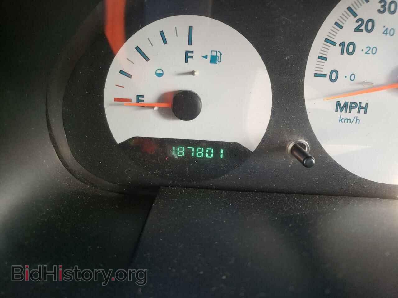 2006 CHRYSLER MINIVAN - VIN: 1A4GP45R66B703795 - Фото 8
