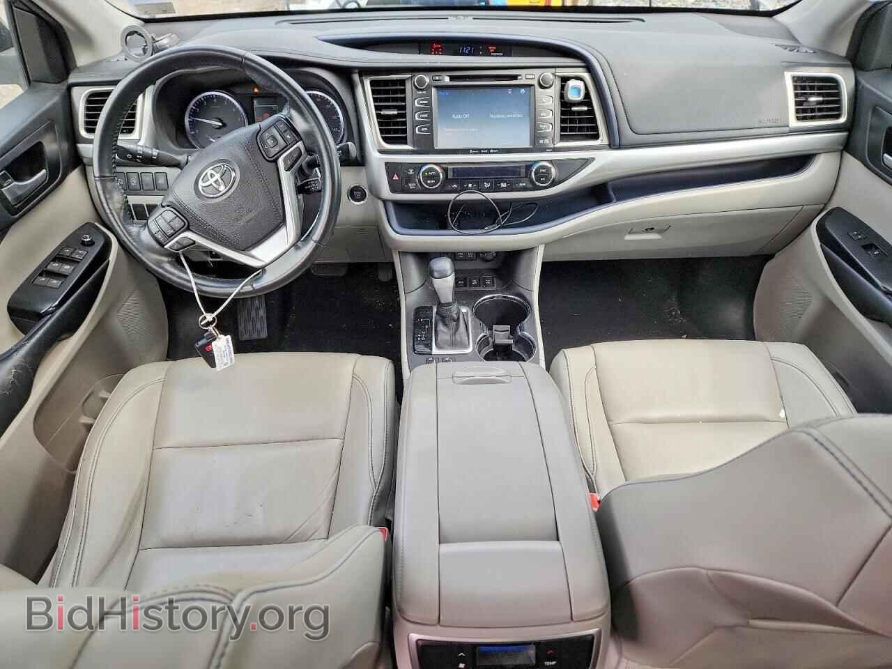 2018 TOYOTA HIGHLANDER - VIN: 5TDJZRFH8JS817954 - Фото 8