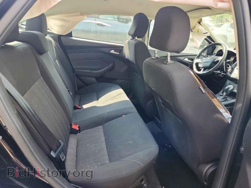 2017 Ford FOCUS (VIN 1FADP3F2XHL348041) — фото 10 из 14