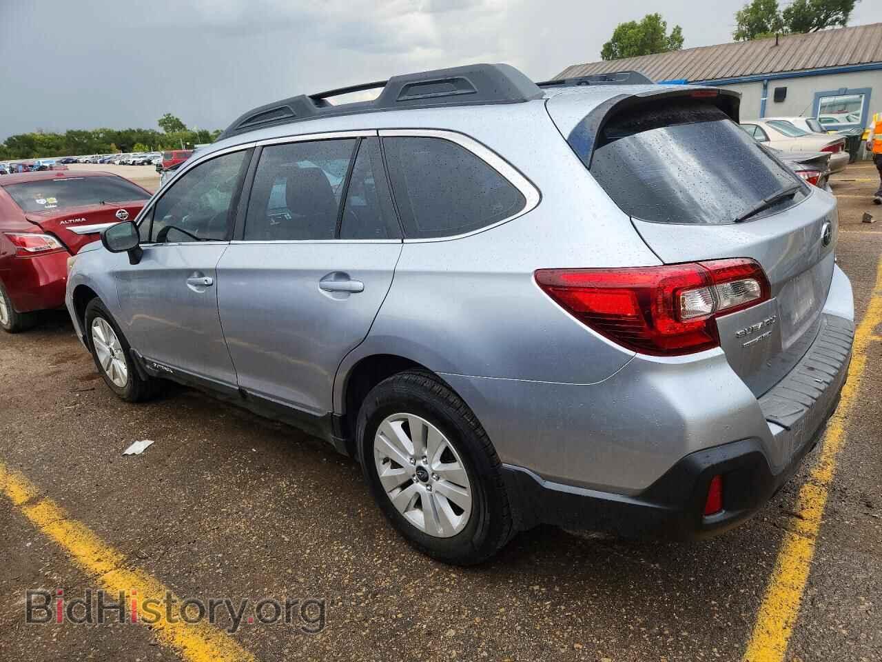 2018 SUBARU OUTBACK - VIN: 4S4BSAAC2J3218633 - Photo 2