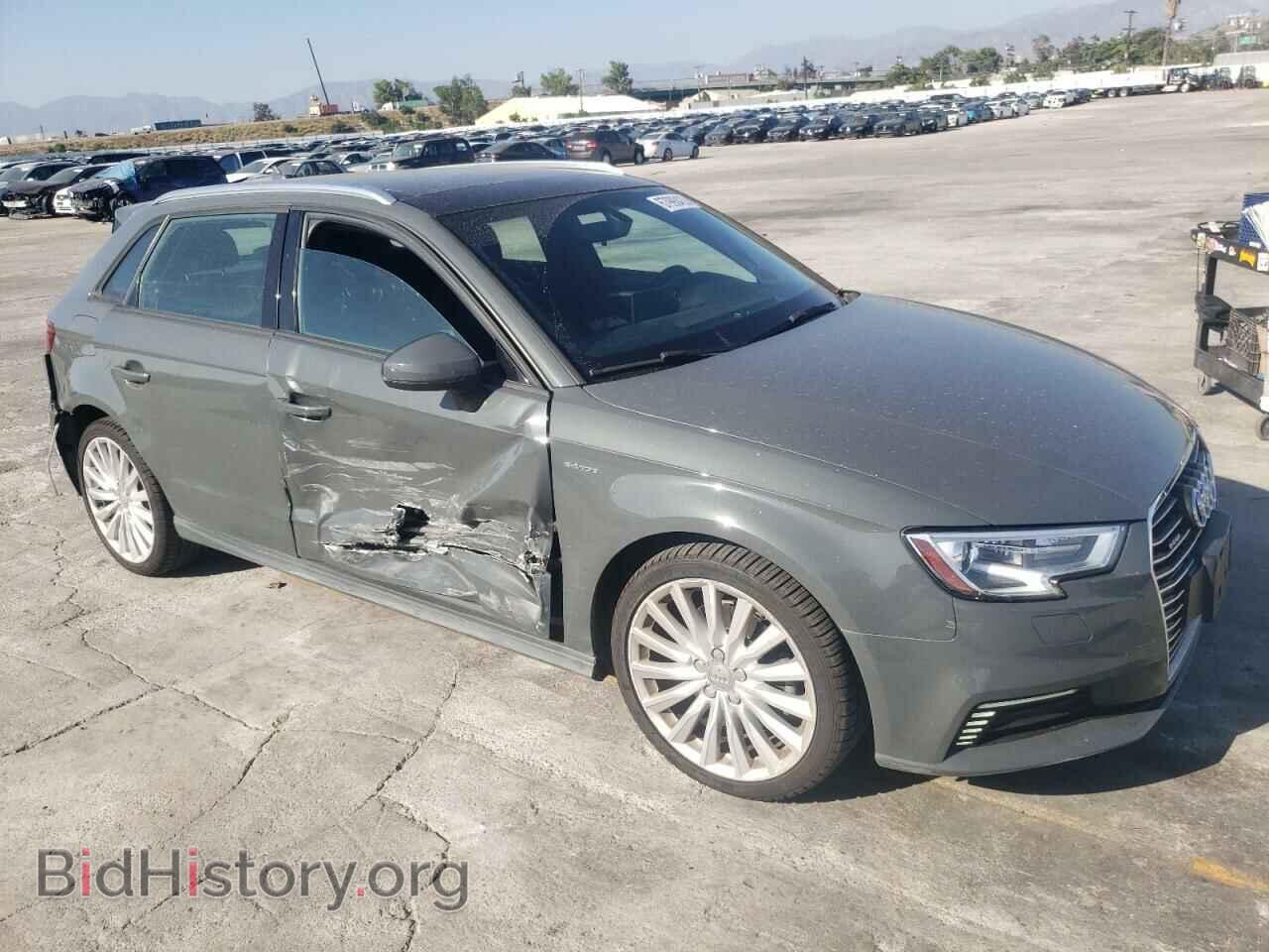 2017 AUDI A3 - VIN: WAUUPBFF9HA128681 - Фото 4