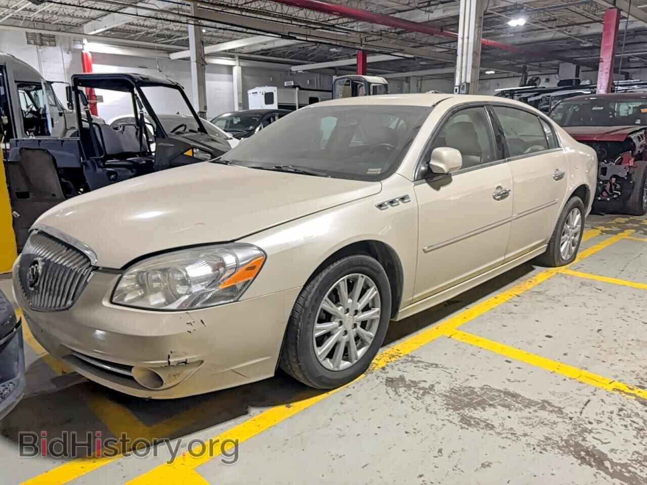 2011 BUICK LUCERNE - VIN: 1G4HC5EMXBU143578 - Фото 2