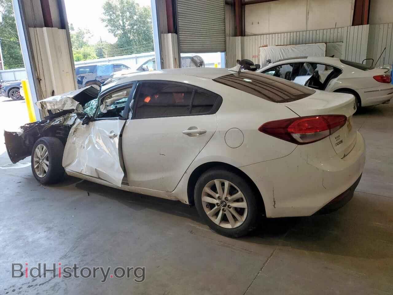 2017 KIA FORTE - VIN: 3KPFL4A77HE022178 - Фото 2