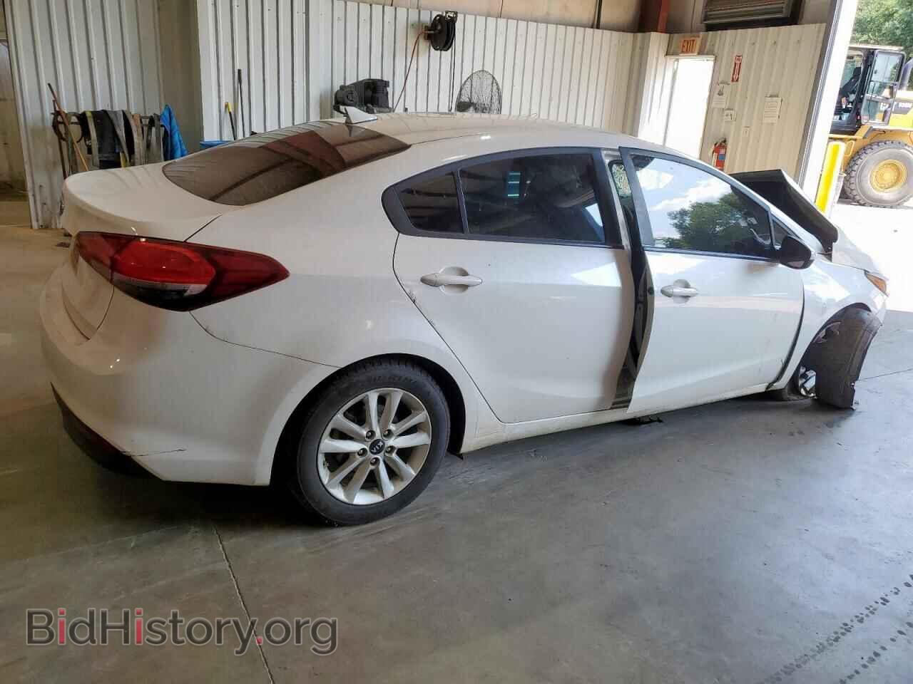 2017 KIA FORTE - VIN: 3KPFL4A77HE022178 - Фото 3
