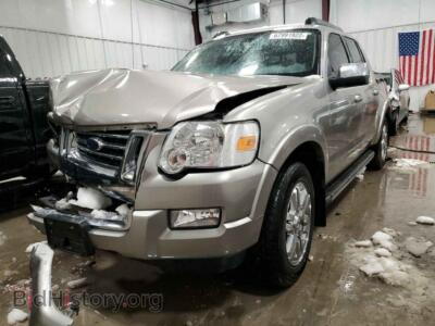 2008 Ford EXPLORER Explorer S, silver — VIN 1FMEU53E68UA52411, Copart