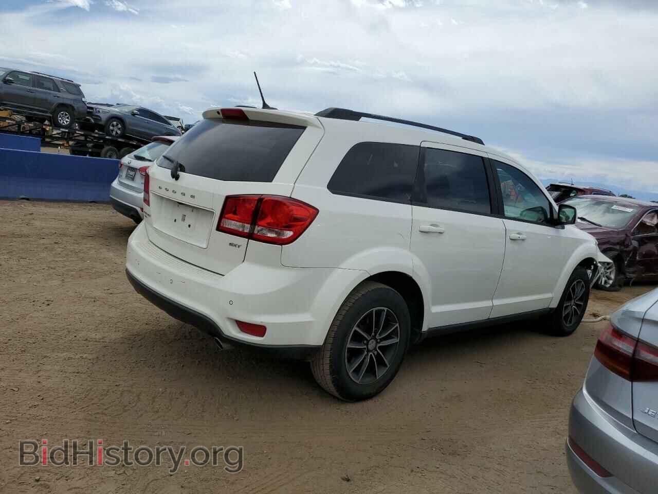 2017 DODGE JOURNEY - VIN: 3C4PDDBG4HT557514 - Фото 3